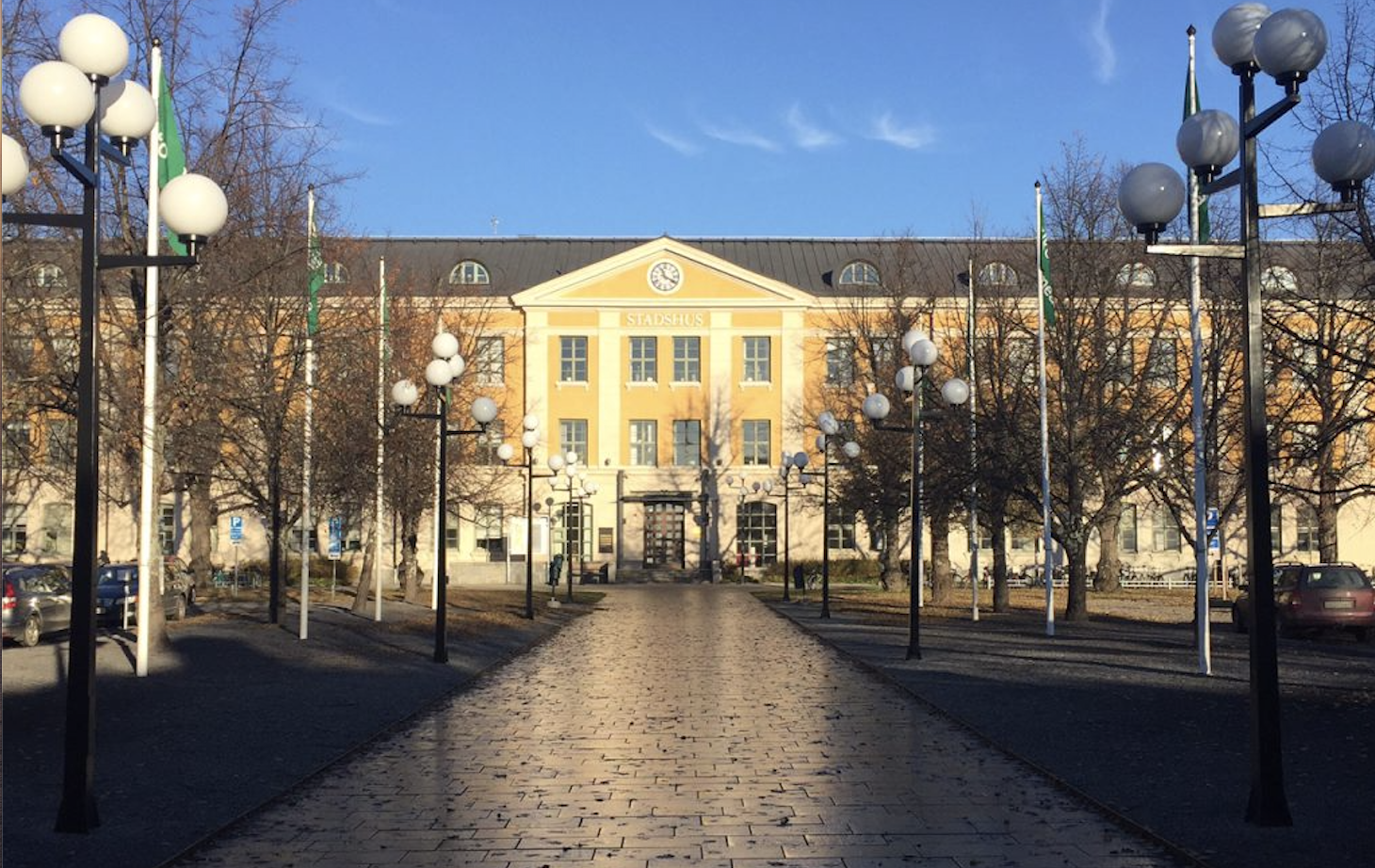 Politikerna oeniga om förslag för att öka tryggheten i grundskolorna Politikerna oeniga om förslag för att öka tryggheten i grundskolorna